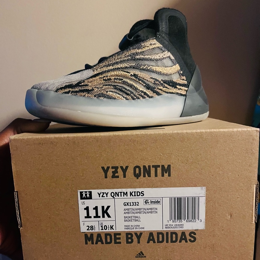 Yeezy Quantum kids